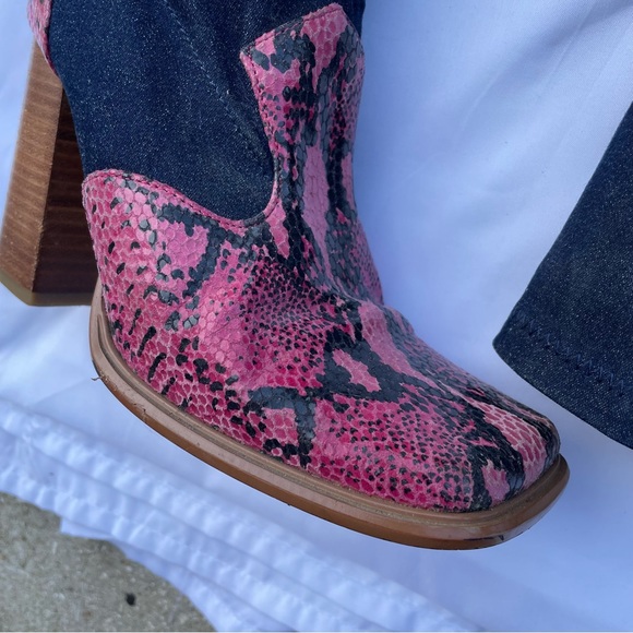 Hard to Find Unlisted Pink Leather Snakeskin-look Blue Booties - Picture 2 of 13